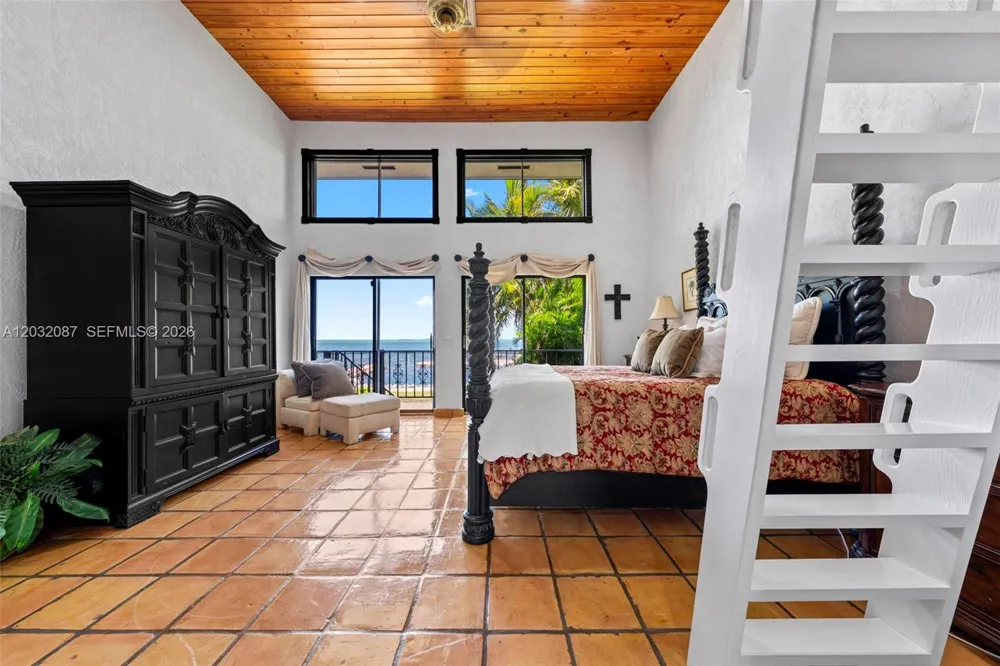 88110 Overseas Hwy Islamorada, FL 33036