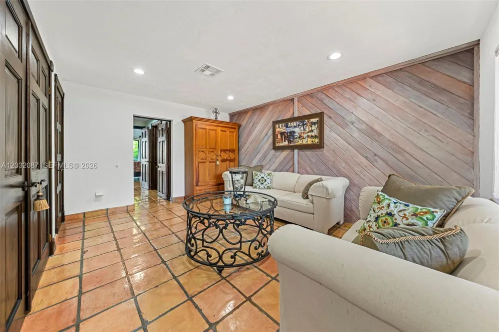 88110 Overseas Hwy Islamorada, FL 33036