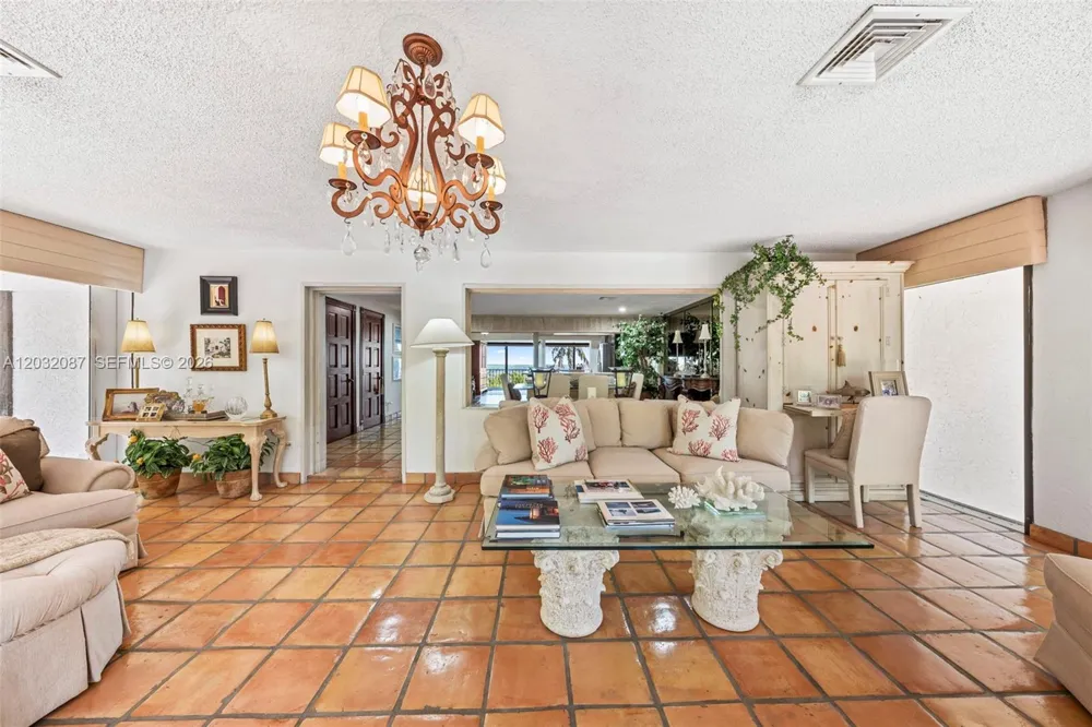 88110 Overseas Hwy Islamorada, FL 33036