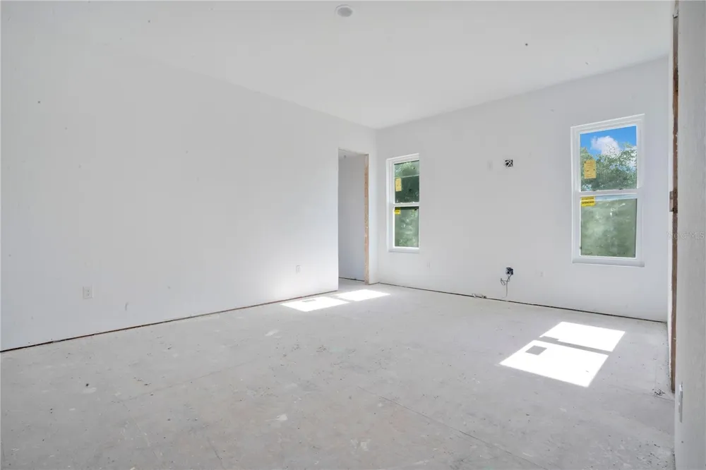 818 LAKE AGNES DRIVE Polk City, FL 33868