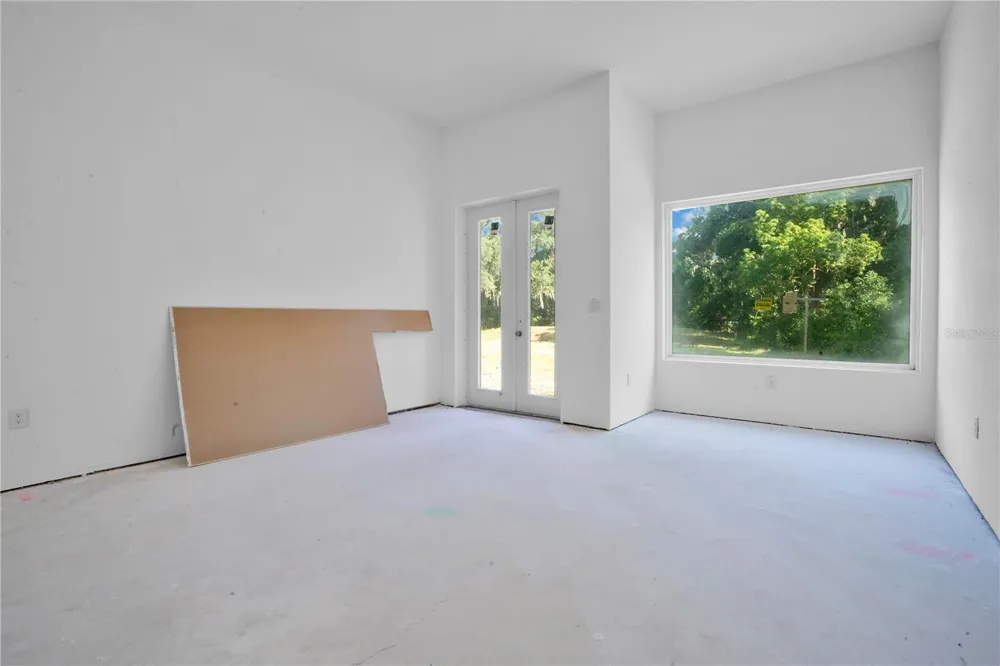 818 LAKE AGNES DRIVE Polk City, FL 33868