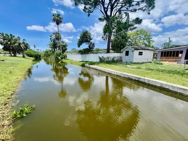 5113 AVERY ROAD New Port Richey, FL 34652