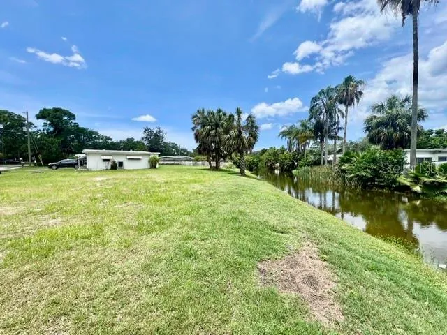 5113 AVERY ROAD New Port Richey, FL 34652