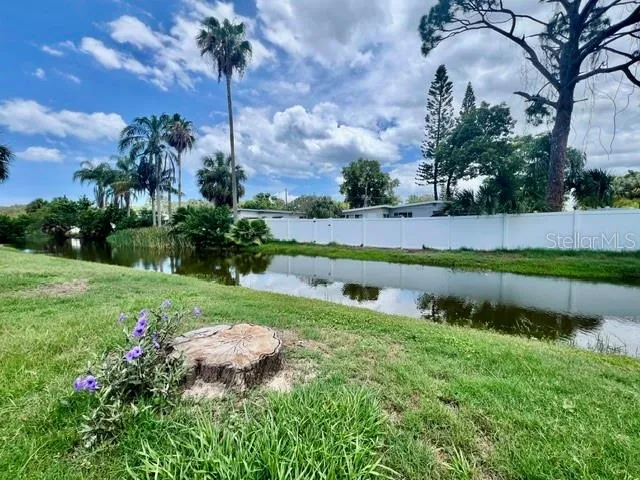 5113 AVERY ROAD New Port Richey, FL 34652