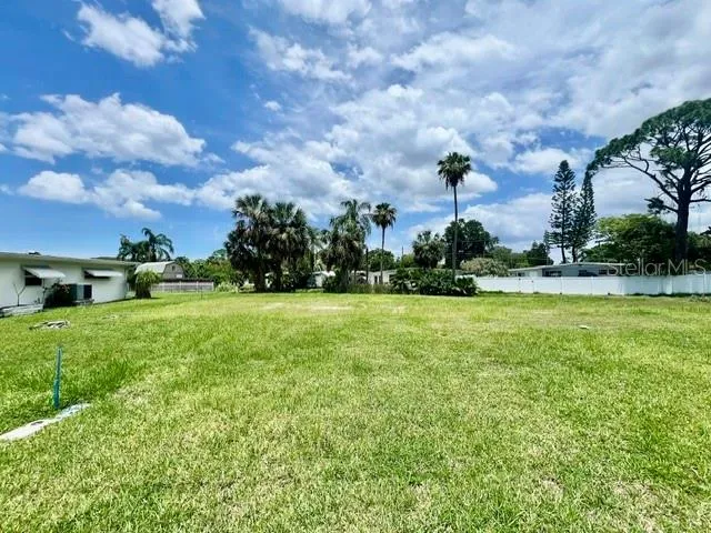 5113 AVERY ROAD New Port Richey, FL 34652