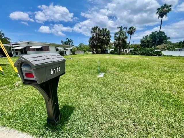 5113 AVERY ROAD New Port Richey, FL 34652