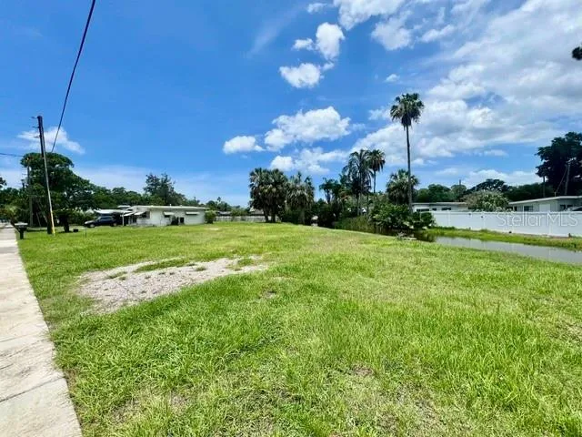 5113 AVERY ROAD New Port Richey, FL 34652
