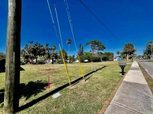 5113 AVERY ROAD New Port Richey, FL 34652