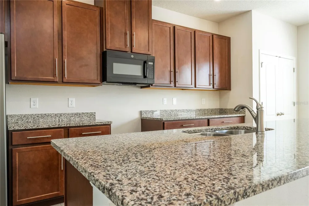6131 ELFIN HERB WAY Winter Garden, FL 34787