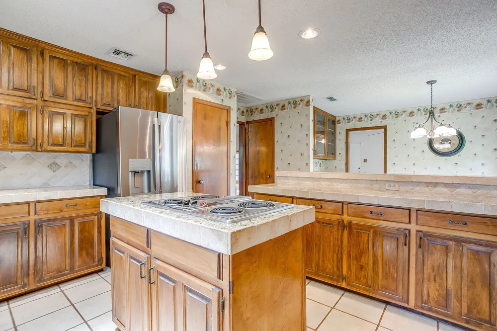 3503 Red Bud Drive Weatherford, TX 76087