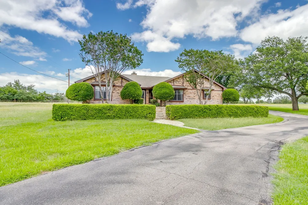 3503 Red Bud Drive Weatherford, TX 76087