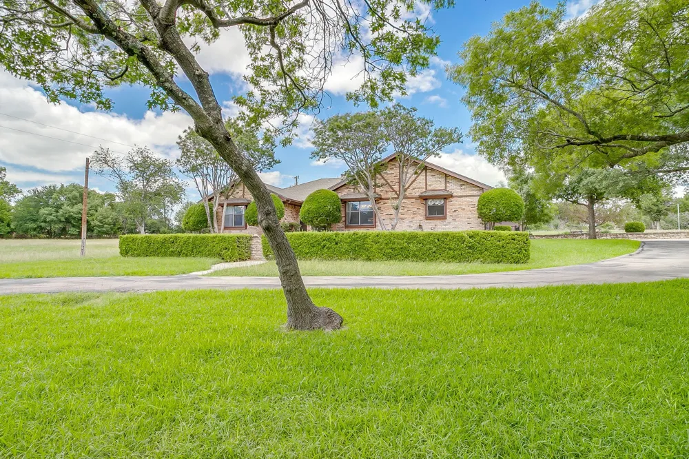 3503 Red Bud Drive Weatherford, TX 76087