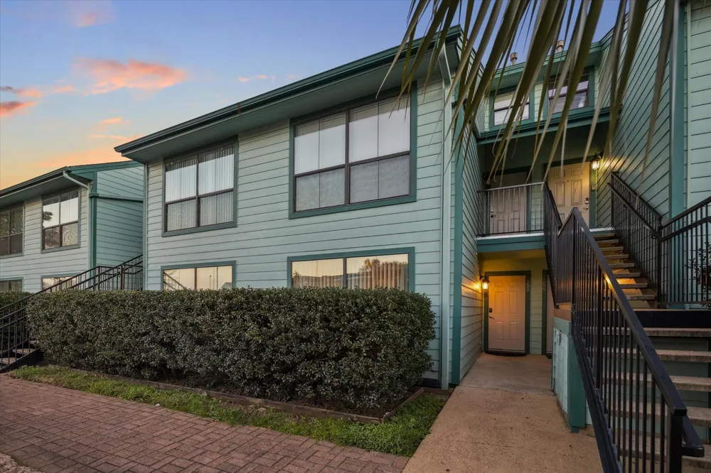 7041 Kingston Cove Lane #155 Willis, TX 77318