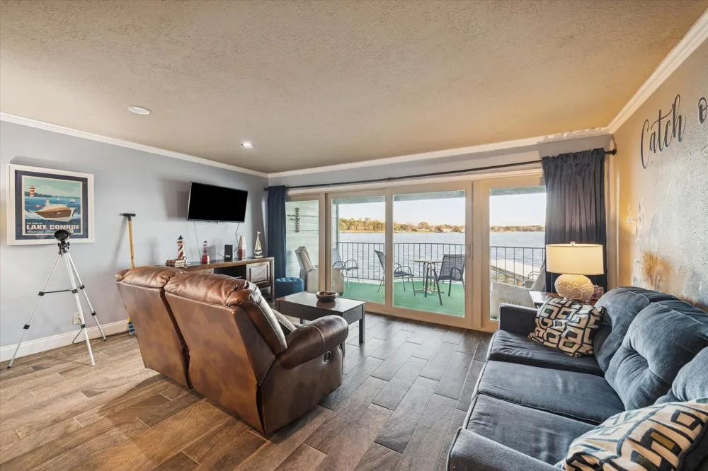 7041 Kingston Cove Lane #155 Willis, TX 77318