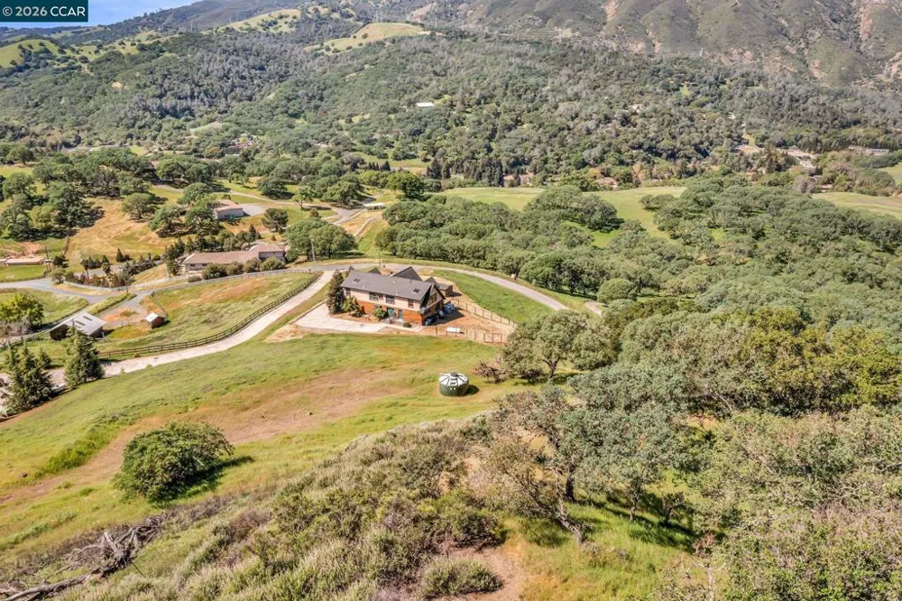 530 Leon Way Clayton, CA 94517