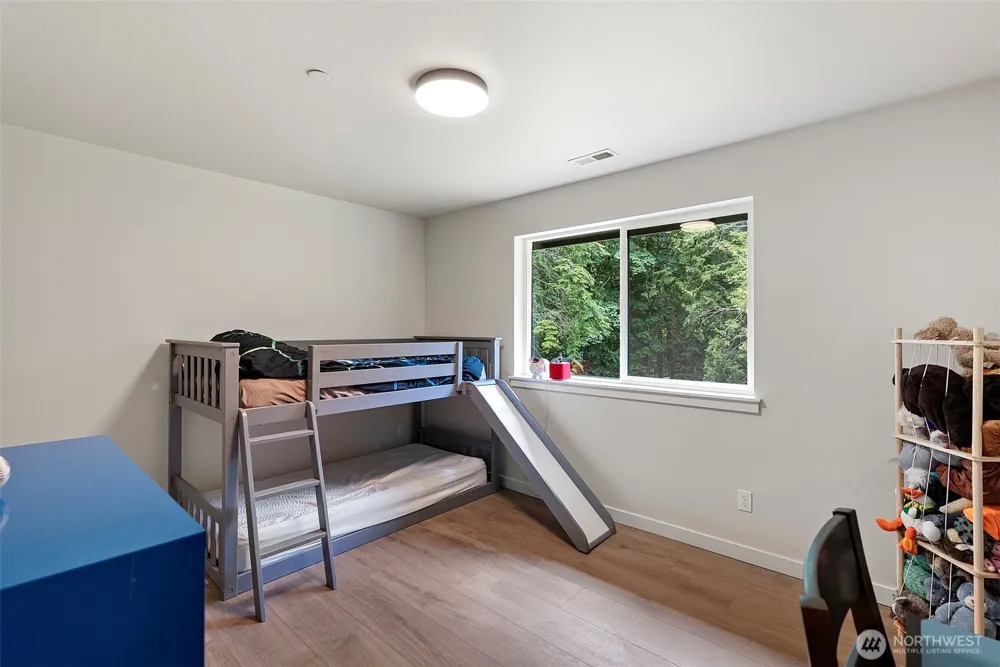 7761 Larson Lane NW Seabeck, WA 98380