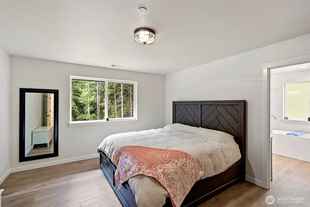 7761 Larson Lane NW Seabeck, WA 98380