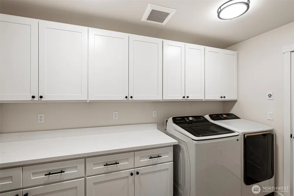 7761 Larson Lane NW Seabeck, WA 98380
