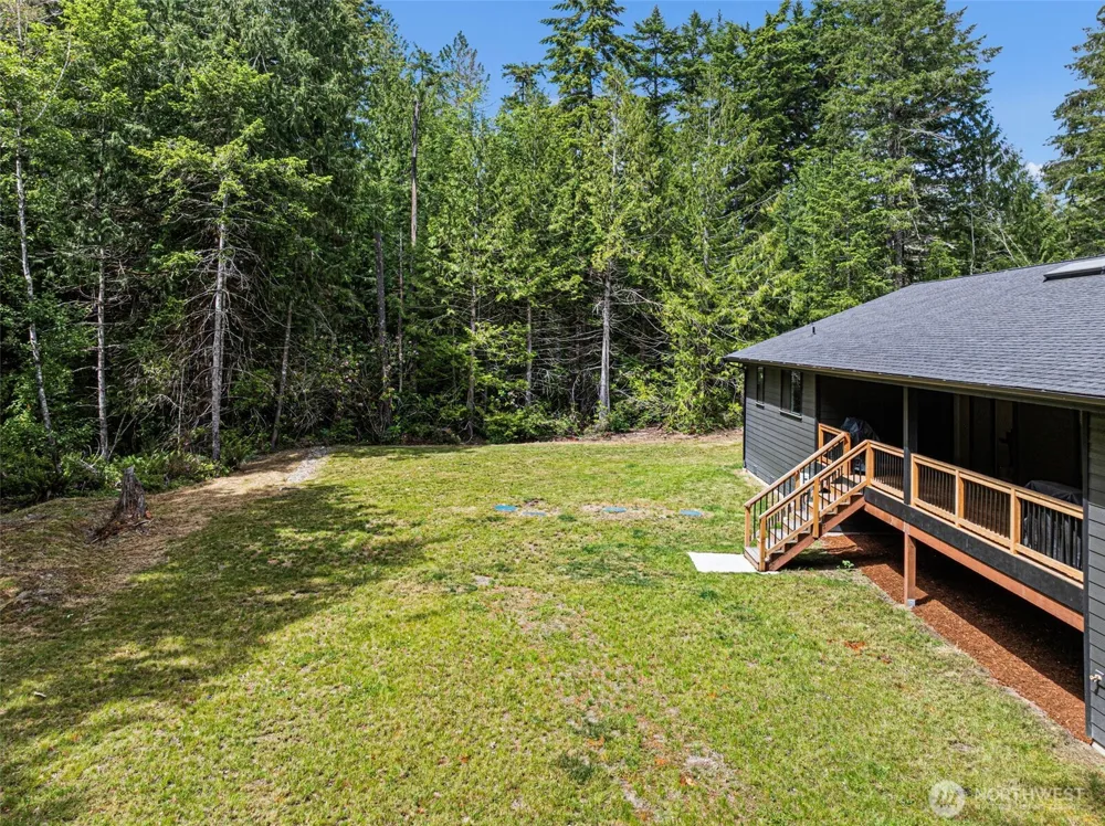 7761 Larson Lane NW Seabeck, WA 98380