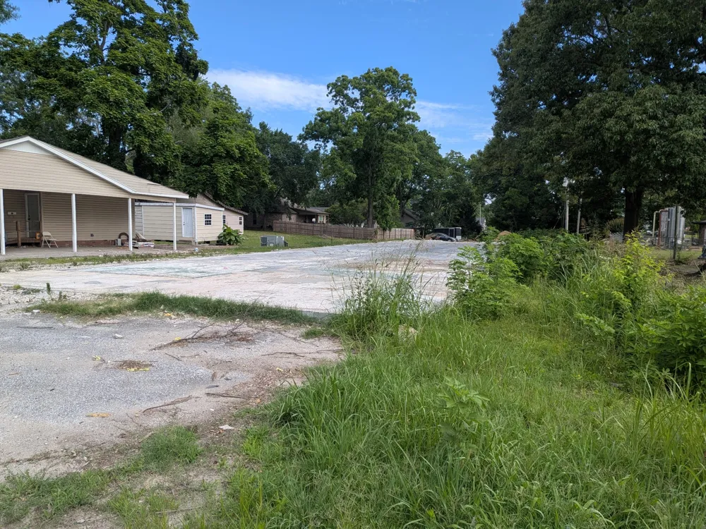 76 W Park St Alamo, TN 38001