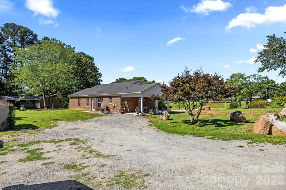 5250 Hickory Grove Road Mount Holly, NC 28120