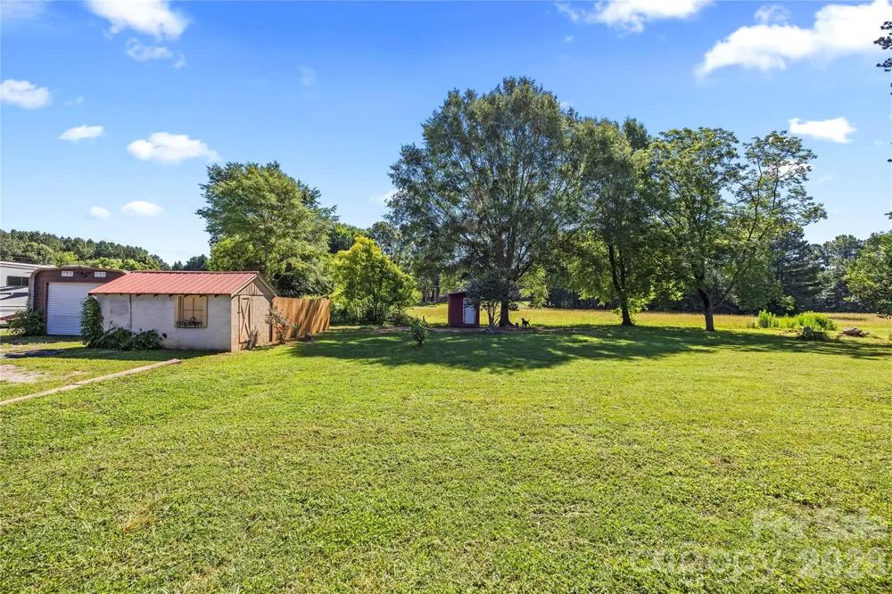 5250 Hickory Grove Road Mount Holly, NC 28120