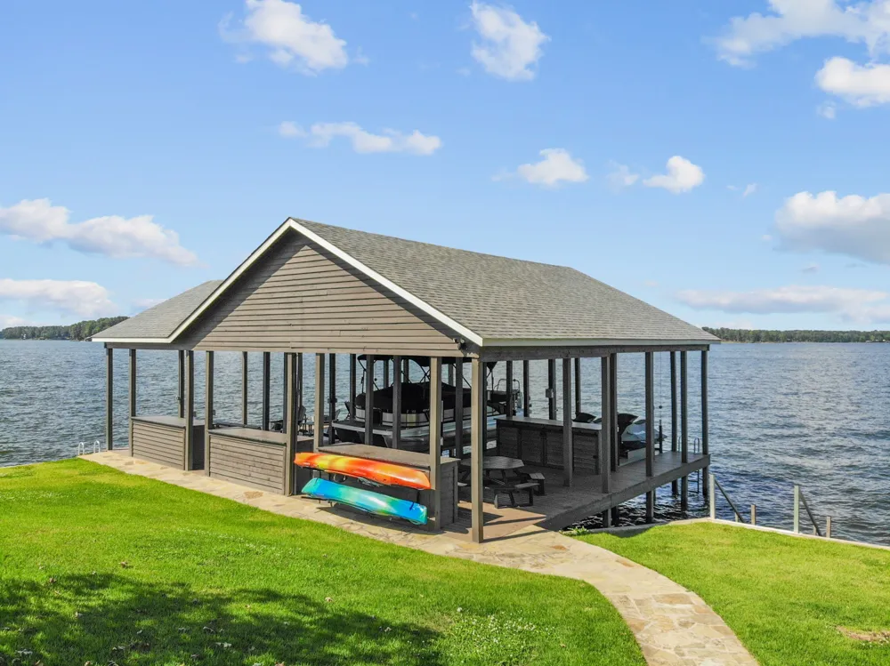 359 E El Dorado Scroggins, TX 75480