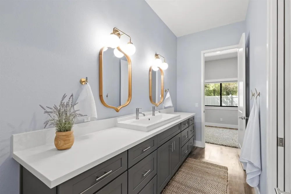 25812 Willow Lane Escondido, CA 92026