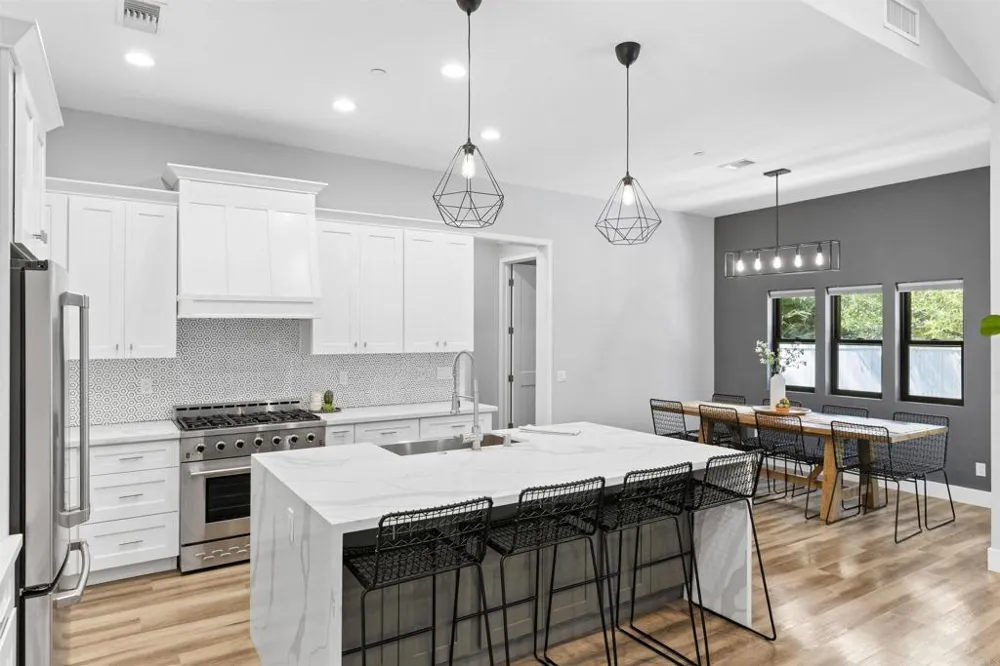 25812 Willow Lane Escondido, CA 92026