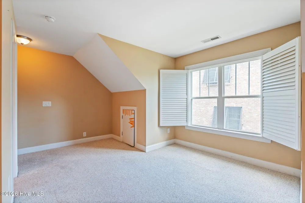 621 Blue Point Drive Wilmington, NC 28411