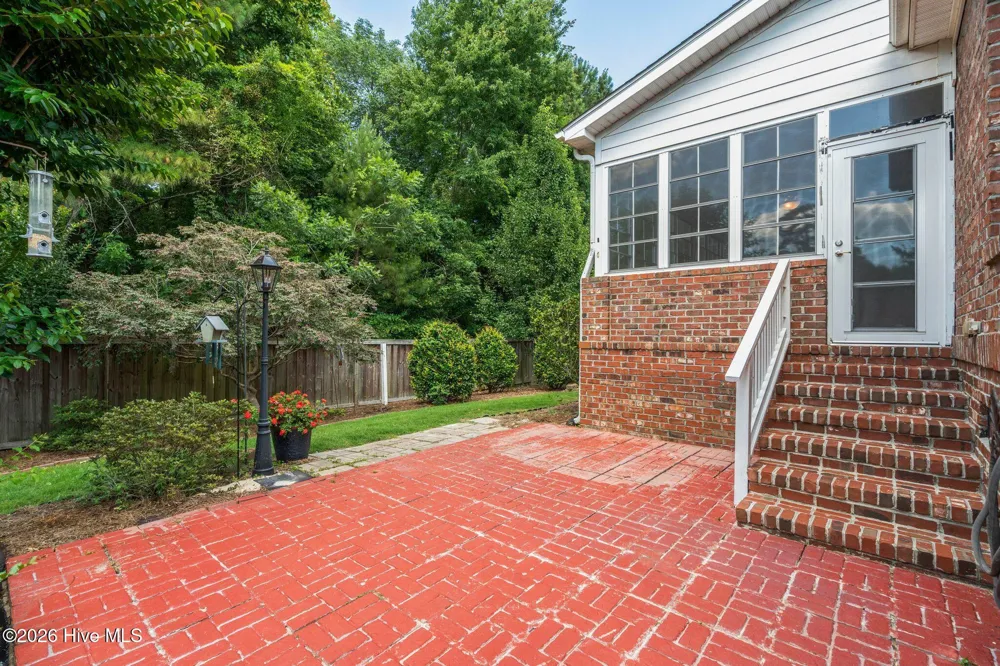 621 Blue Point Drive Wilmington, NC 28411