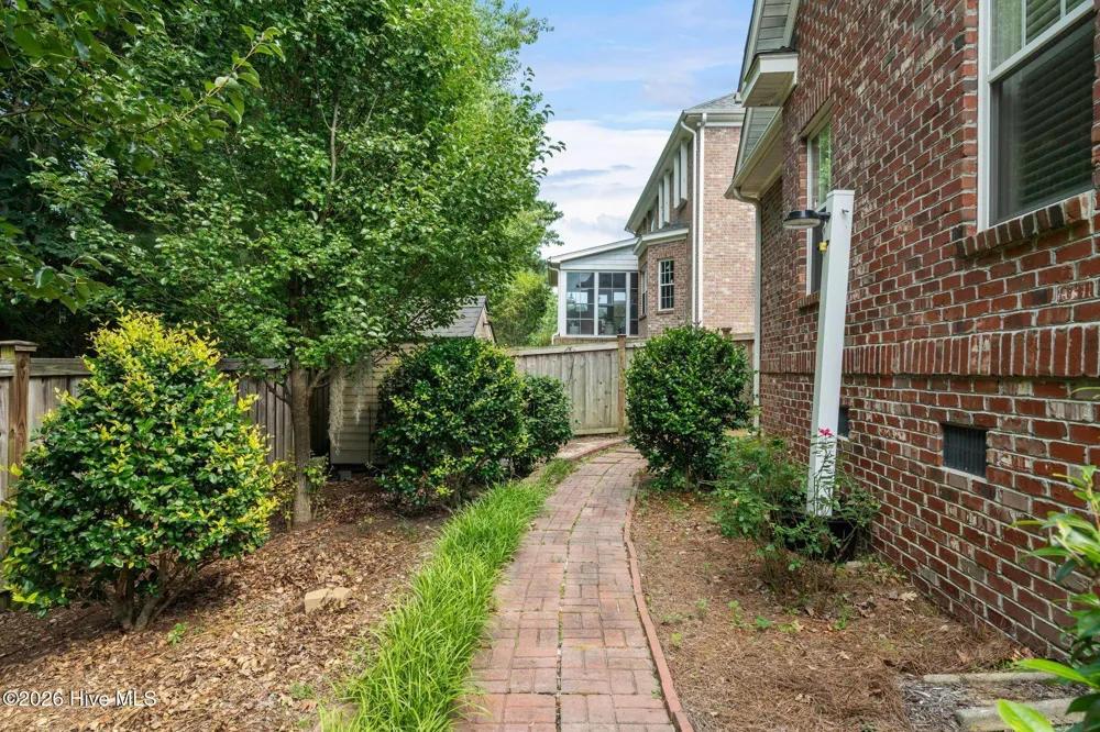 621 Blue Point Drive Wilmington, NC 28411