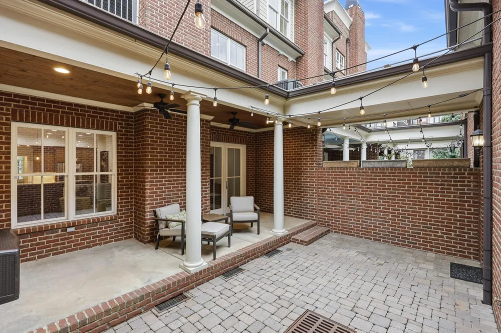 212 Cherry Street Chattanooga, TN 37403