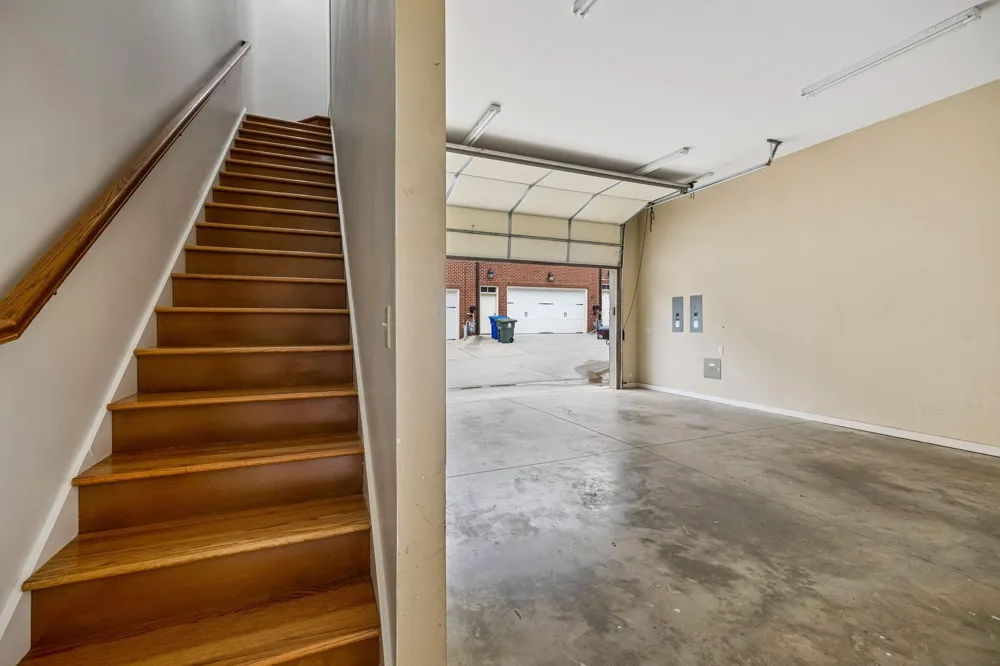 212 Cherry Street Chattanooga, TN 37403