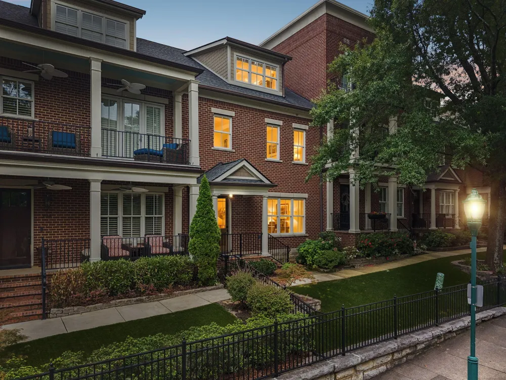212 Cherry Street Chattanooga, TN 37403