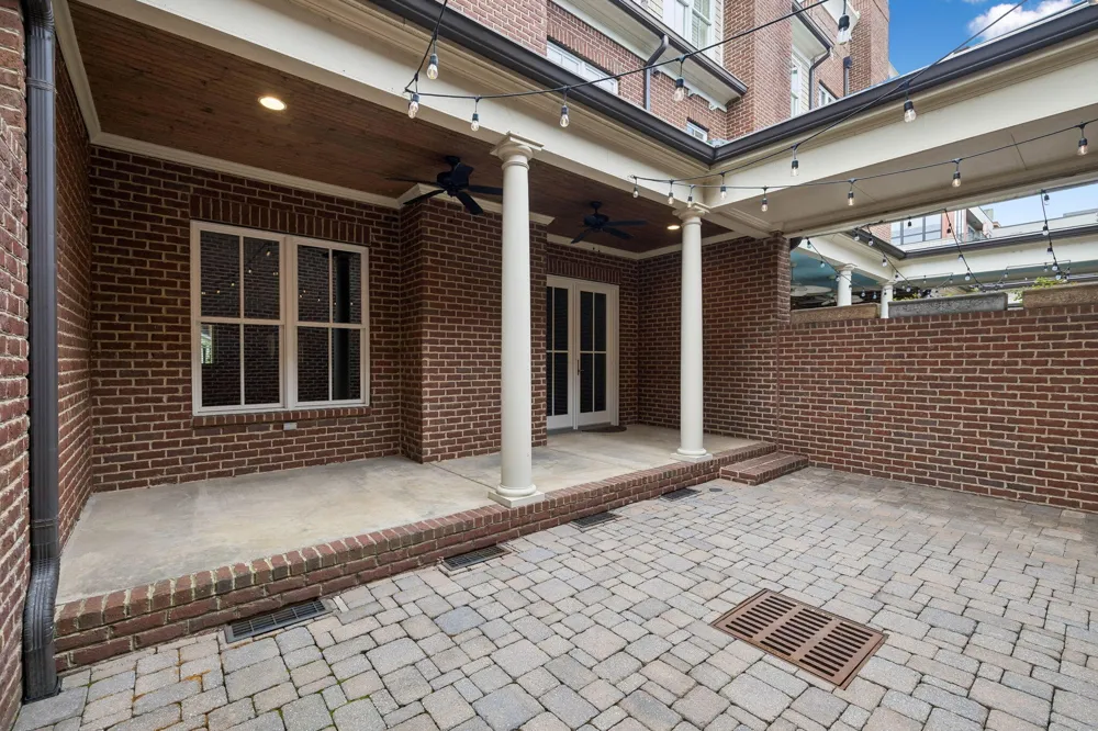 212 Cherry Street Chattanooga, TN 37403