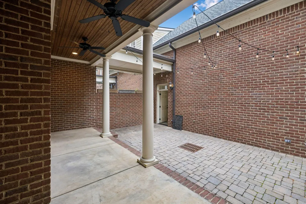 212 Cherry Street Chattanooga, TN 37403