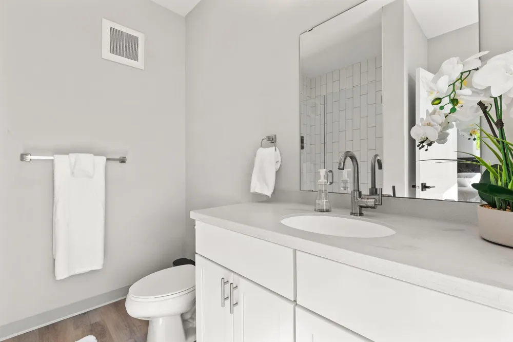 907 Lakeshore Drive #305 Lake City, MN 55041