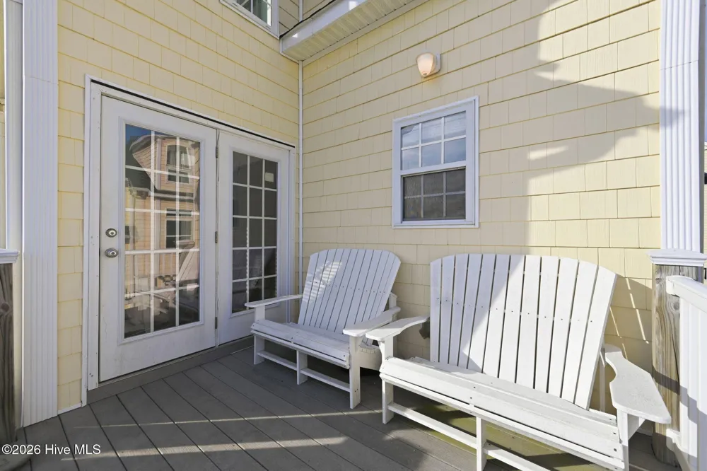 215 Summer Winds Place Surf City, NC 28445
