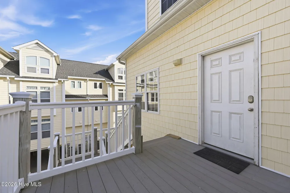 215 Summer Winds Place Surf City, NC 28445