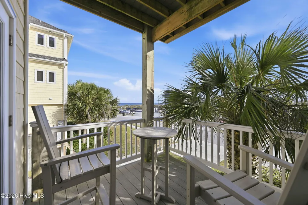215 Summer Winds Place Surf City, NC 28445