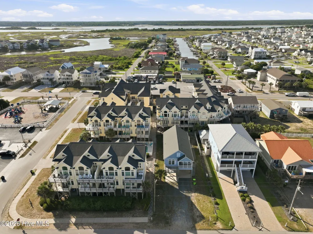 215 Summer Winds Place Surf City, NC 28445