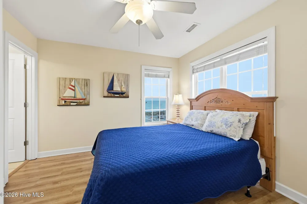 215 Summer Winds Place Surf City, NC 28445