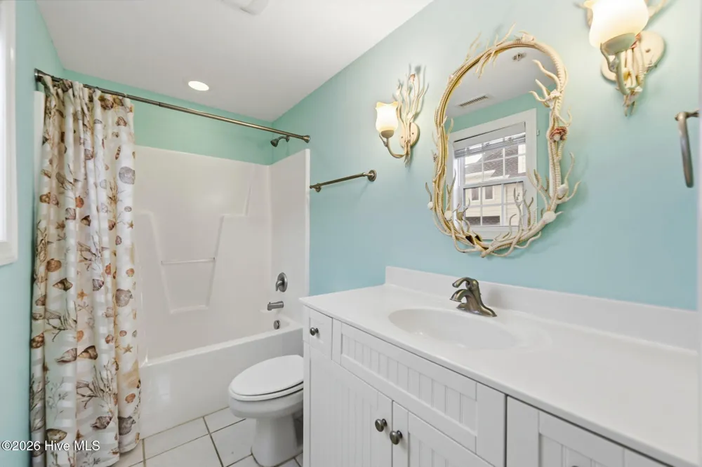 215 Summer Winds Place Surf City, NC 28445
