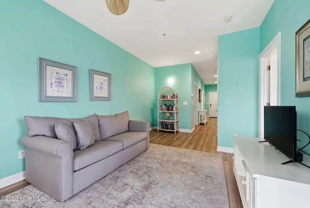 215 Summer Winds Place Surf City, NC 28445