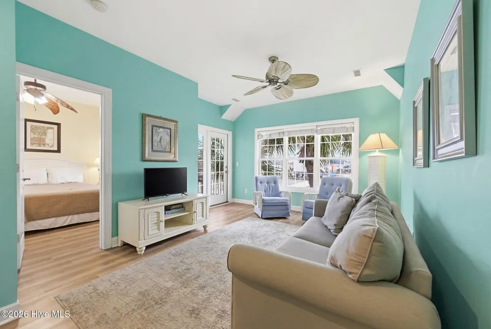 215 Summer Winds Place Surf City, NC 28445