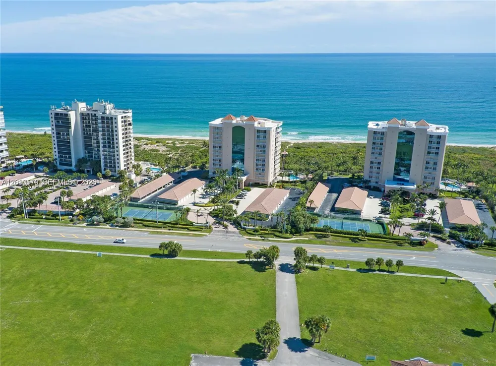 3000 Highway A1a #7C Hutchinson Island, FL 34949