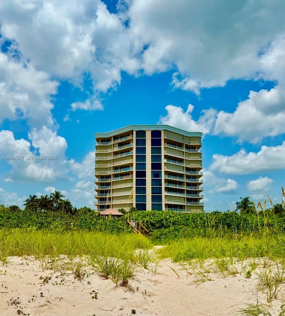 3000 Highway A1a #7C Hutchinson Island, FL 34949