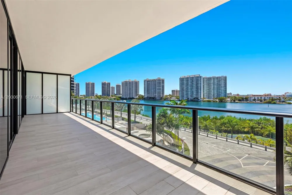5500 Island Estates Dr #506 Aventura, FL 33160