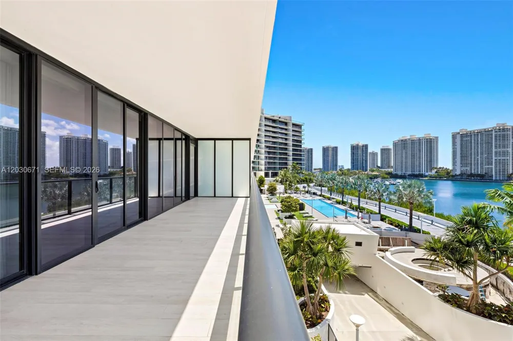 5500 Island Estates Dr #506 Aventura, FL 33160